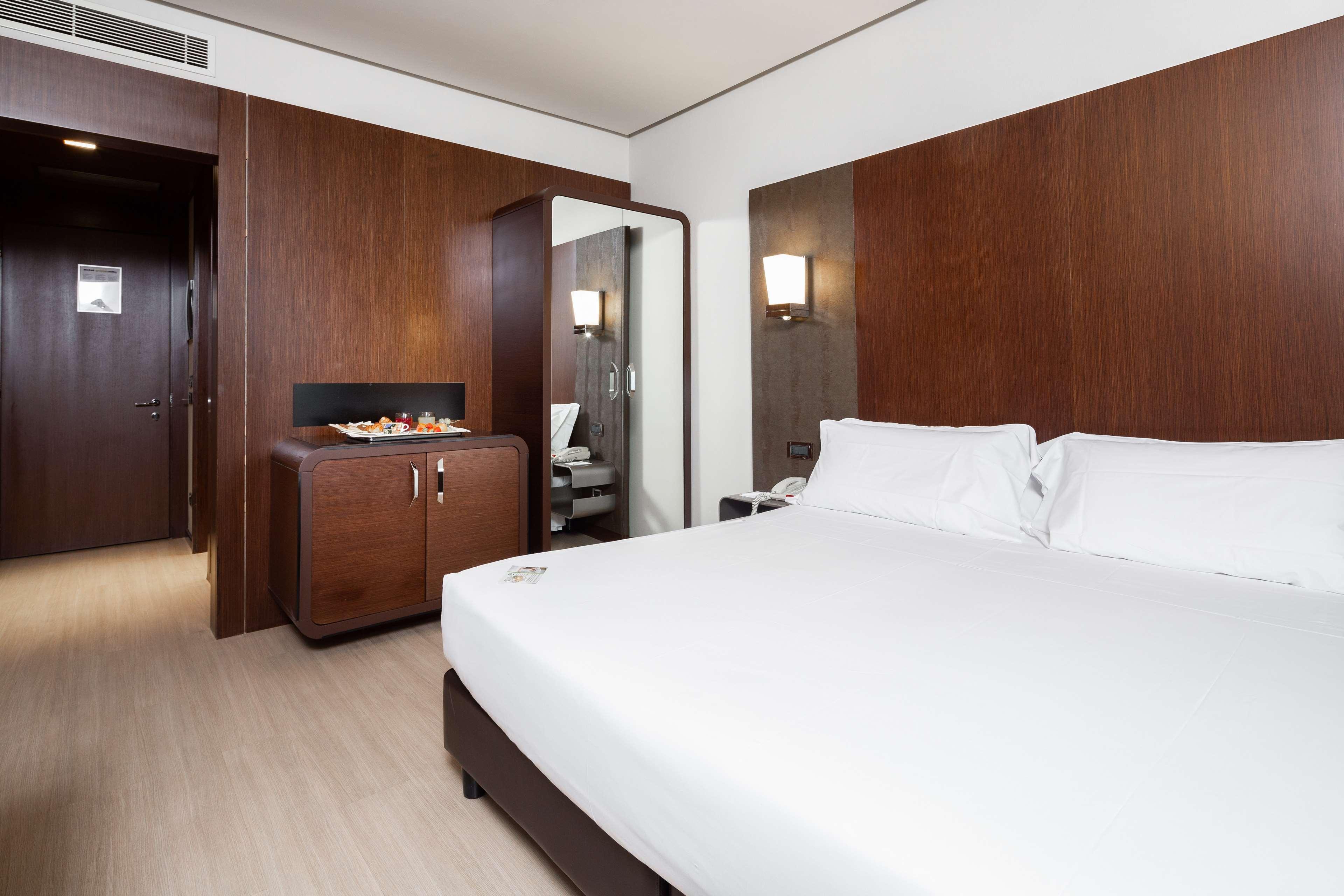 Best Western Hotel Goldenmile Milan Trezzano sul Naviglio Dış mekan fotoğraf